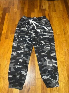 Gray Black Camo Jogger Pants